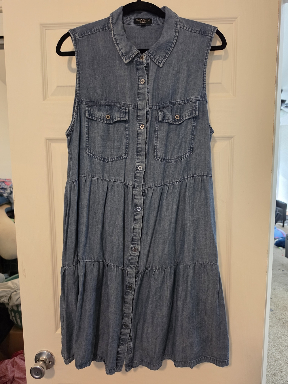 Velvet Heart Sleeveless Chambray Tiered Shirt Dress - Light Blue